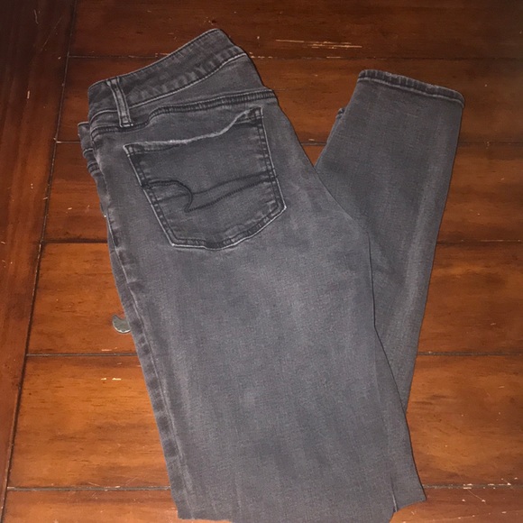 American Eagle Outfitters Denim - Gray/black Distressed Jegging 🖤